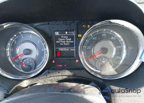 2012 Chrysler Town & Country Touring-L z USA, uszkodzony, nr VIN 2C4RC1CG7CR376847